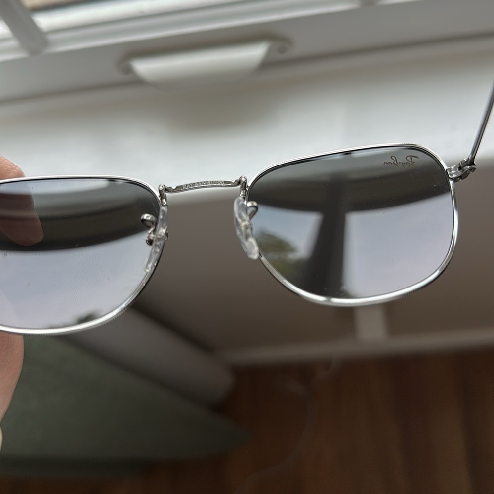Ray-Ban Unisex 5120 Sunglasses - Picture 5 of 6